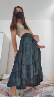 It's a competition, who here can make me cum first? ðŸ¤¤