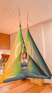 my classmate with amazing body and imagine with that pose