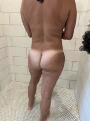Itâ€™s just a little cellulite with my tanlines