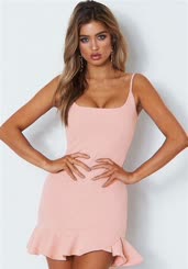 VerfÃ¼hrerische Blondine in Pink Dress