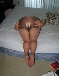 Mature Plumper in Girdle-At-The-Top Pantyhose Porn Pictures, XXX Photos ...