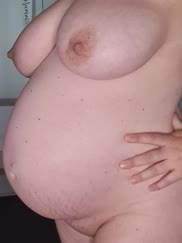 Would you worship my bump?