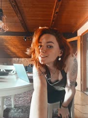 Hi fellow lesbians ðŸ§¡