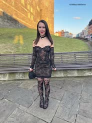 Alldressedupfordatenight F 