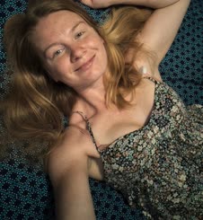 Authenticredhead keepoutofdirectsunlight   F 