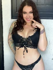 DoesmyyearoldMILFbodystillturnyouon  