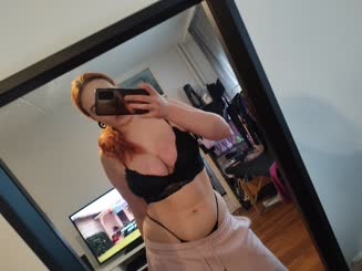 FeelinglikeahotMilf