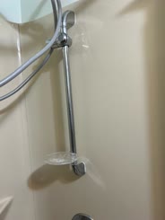 HowdoIgetthisverticalbaroff Itjustlookslikecaulk