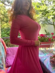 Idon tneedpantiesandabraunderthisdress