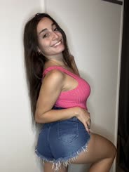 Ithinktheseshortsshowswaytoomuchass
