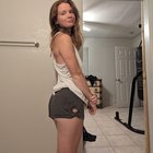 Freckled girl here to rock your worldðŸŽ¸ [F27]