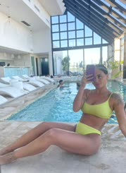 JustwentforaswimandI mfeelingsexy 