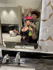 Mygirl amp IenjoyingMardiGras 