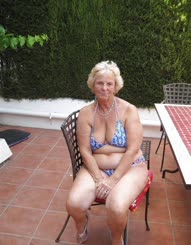 Granny bikini -  Pics | 