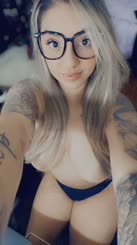 Noshirtkindamorning