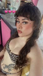 Leopard bra strap selfie