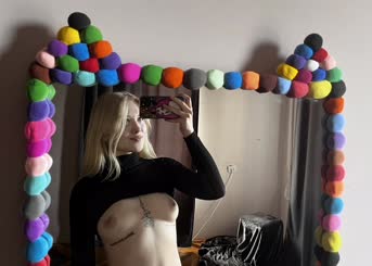 ShouldIgetmyboobsdoneorstaynatural 