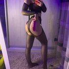Jiggly ass, anyone?? Want to make it jiggle or.... ðŸ‘…ðŸ˜ˆ