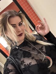Vampire Kiss: A Darkly Romantic Night Out