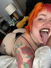 Comment if youâ€™d fuck ðŸ˜ˆ