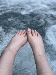 Wet Feet &lt;3