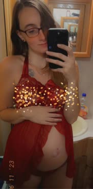 Do you like pregnant women who wear lingerie still? Yes Iâ€™m still pregnant!