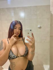 Bikini Girl Taking Herself Picture: Confidence is Key!