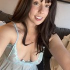 Giving you my cum here eyes ðŸ‘€