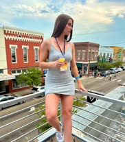 So apparently the gaydar trend is rubbing people the wrong way, so why donâ€™t we all just introduce ourselves? Iâ€™ll start. Hi Iâ€™m Julia, 26, from Canada, and Iâ€™m gay af. ðŸŒˆðŸ’ðŸ»â€â™€ï¸