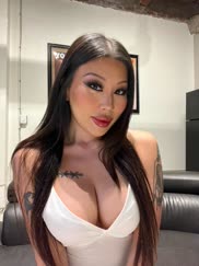 from sundress to stacked!