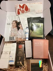 Finally caved and bought the Eunisoo bazzaal box. Tried the mask (very nice!), the jelly, and ginseng (both tasted kinda nasty? ðŸ«£) forgot to add 107 items in the photo