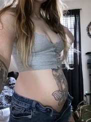 Who wants to watch my belly grow for the next 5 months? ðŸ˜˜ðŸ˜