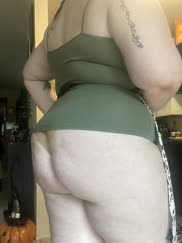 Itâ€™s my birthday! Sub now for 30% off your first month ðŸ˜