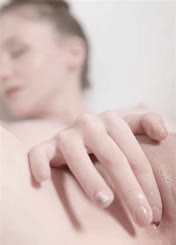 Naked Beauty: A Sensual Bath Time Experience