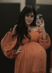 Do I make an attractive preggo?