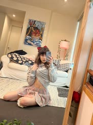 [f] Just want to be someones good girl.. ðŸ¤